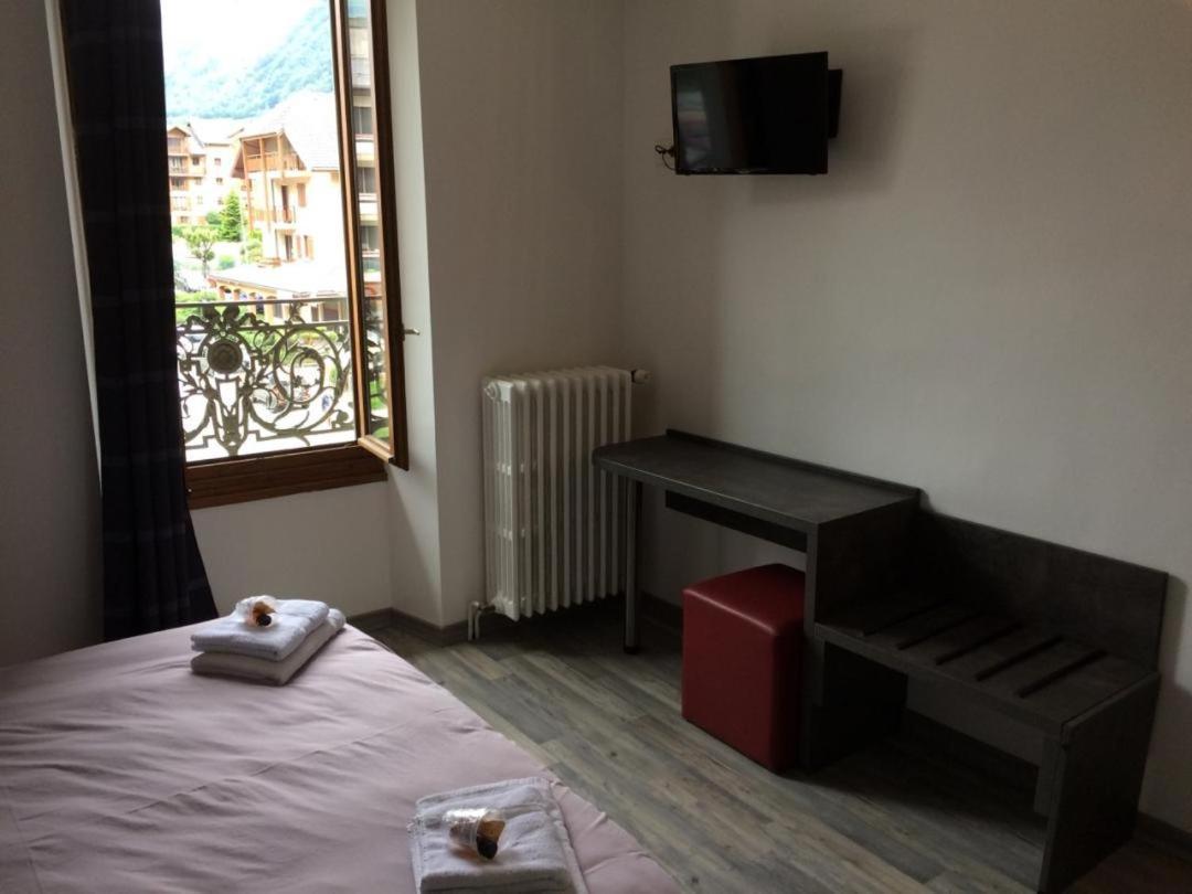 Отель L'Eterlou La Chambre Экстерьер фото